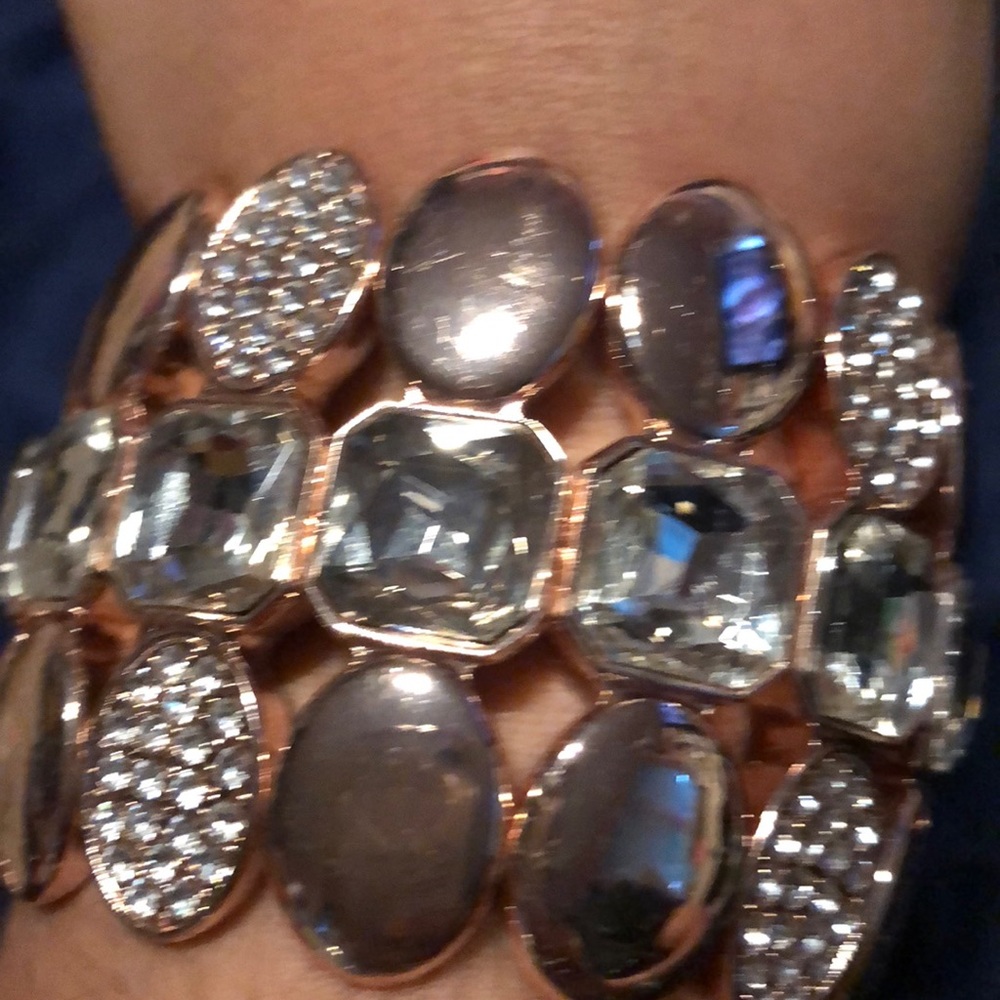 Large cuff bracket - Picture 2 of 2